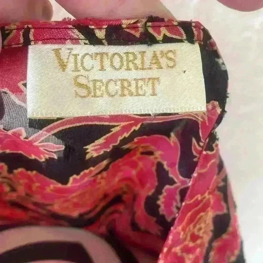 Gold label Victoria Secret sleep shirt - Picture 4 of 4